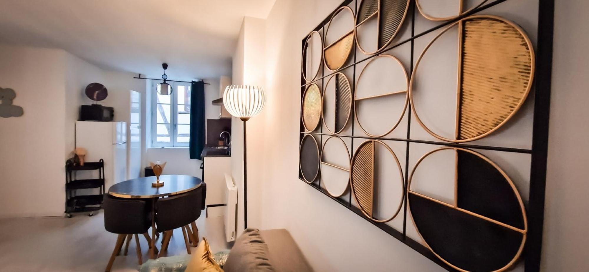 L'Art Deco 3 Etoiles Wifi, Netflix, Disney, Coeur De Bastide Villefranche-de-Rouergue Εξωτερικό φωτογραφία