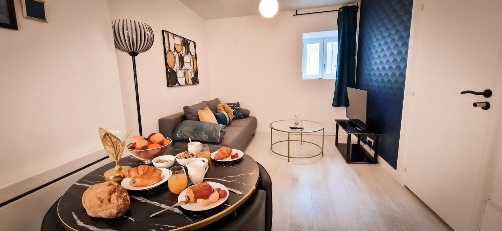 L'Art Deco 3 Etoiles Wifi, Netflix, Disney, Coeur De Bastide Villefranche-de-Rouergue Εξωτερικό φωτογραφία